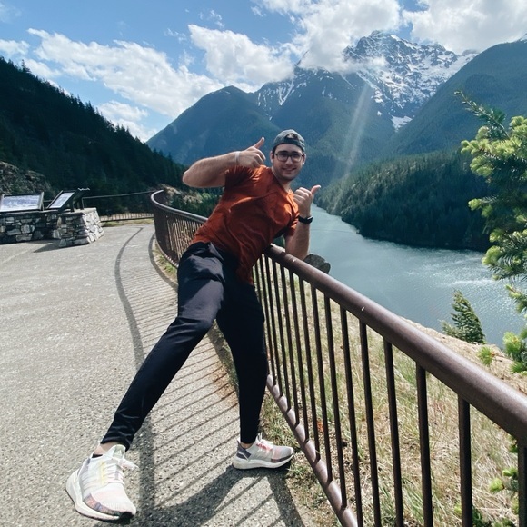 Meet your Posher, Cody - Picture 1 of 1